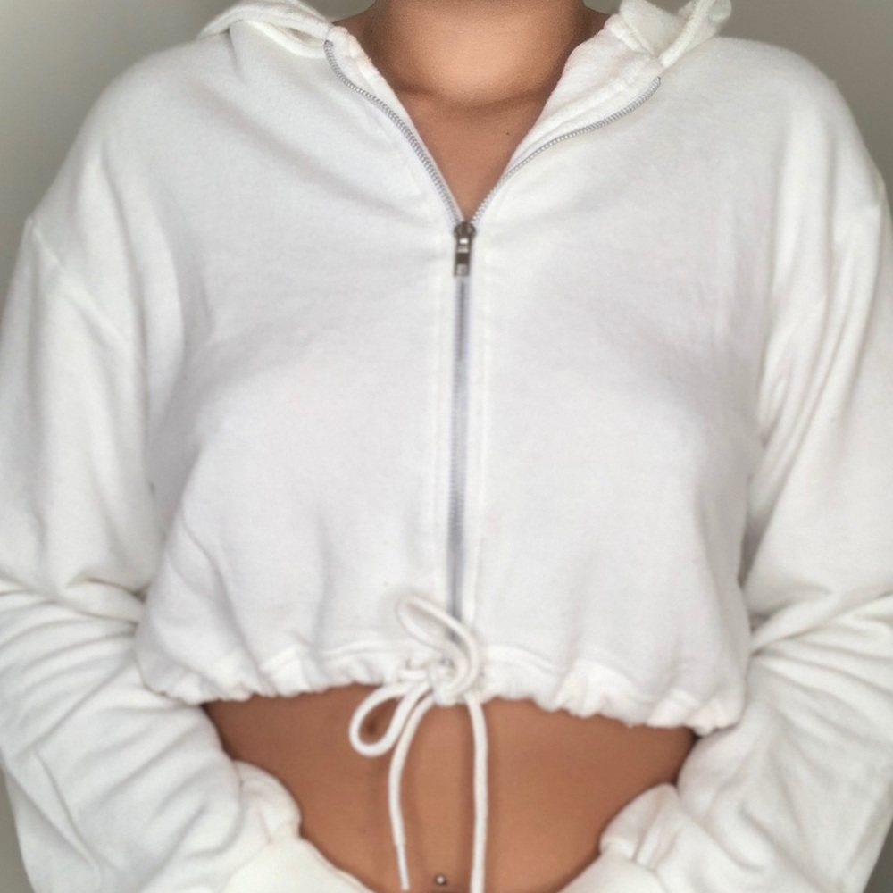 PLT Cropped zip up hoodie with drawstring